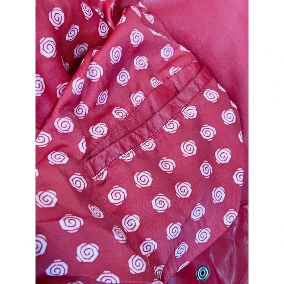 Vintage 1980's Red Leather Cropped Pelle Cuir Moto Jacket - Lined - Size M - Picture 10 of 10